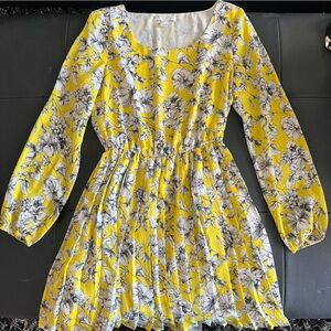 Forever 21 Yellow and Gray Floral Top